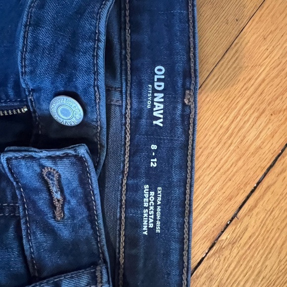 Old "Navy - Fits You - Always Fits- RockStar Jeggings - sizes 8-12 - Picture 4 of 4
